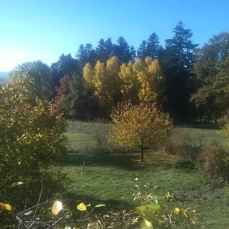Peaceful Getaway In Teilhet Teilhet (Puy-de-Dome)
