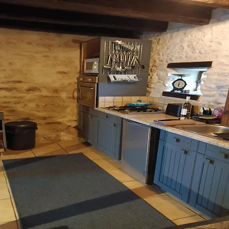 度假居 In Near Chateau Rocher