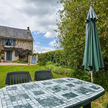 Peaceful Getaway In Teilhet Teilhet (Puy-de-Dome)