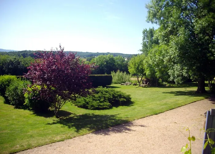 In Near Chateau Rocher * Teilhet