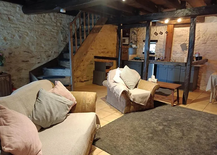 別荘 In Near Chateau Rocher Teilhet