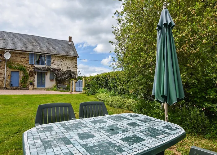 In Near Chateau Rocher Teilhet