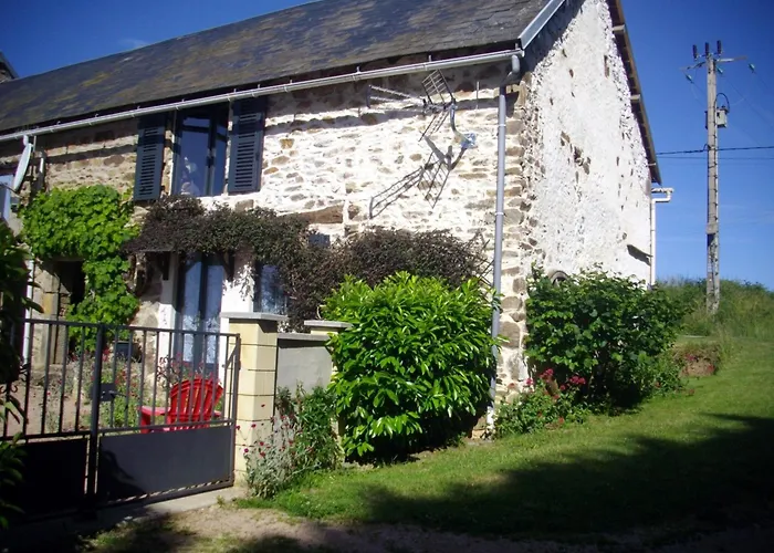 In Near Chateau Rocher 別荘